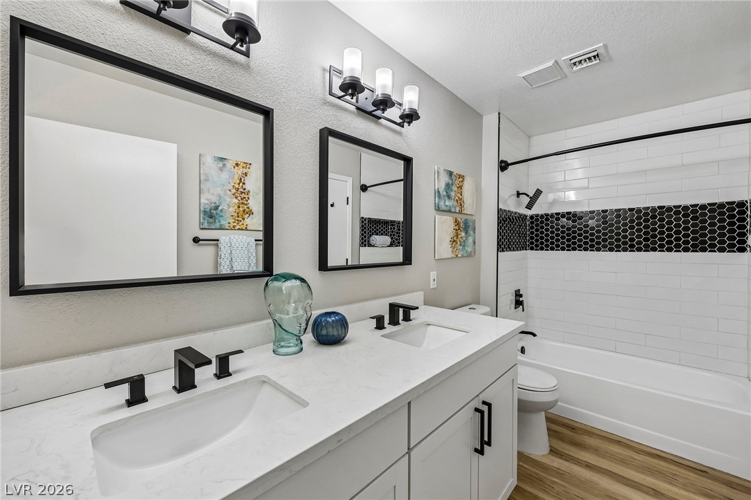 8701 Prairie Hill Drive Las Vegas NV 89134