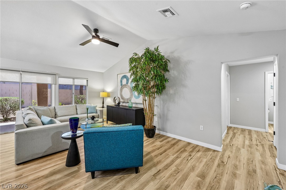 8701 Prairie Hill Drive Las Vegas NV 89134