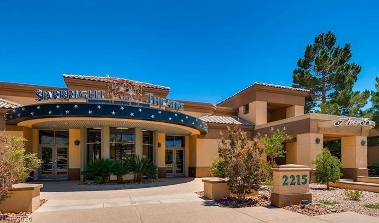 8701 Prairie Hill Drive Las Vegas NV 89134