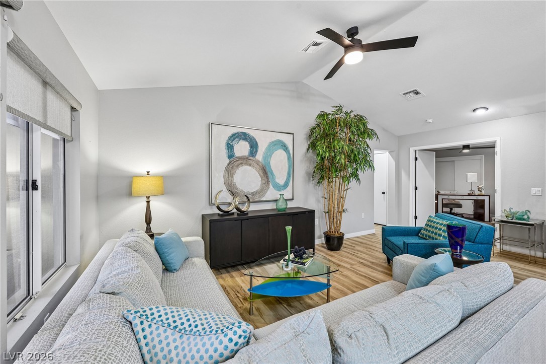 8701 Prairie Hill Drive Las Vegas NV 89134