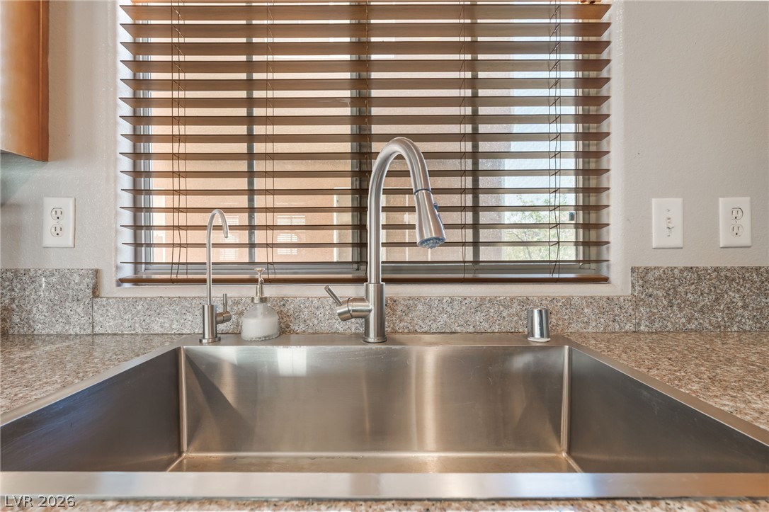 8929 James Carl Court Las Vegas NV 89149