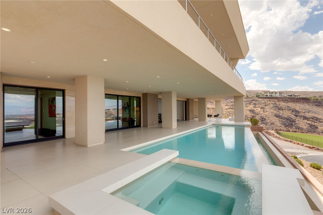 677 Overlook Rim Drive Henderson NV 89012