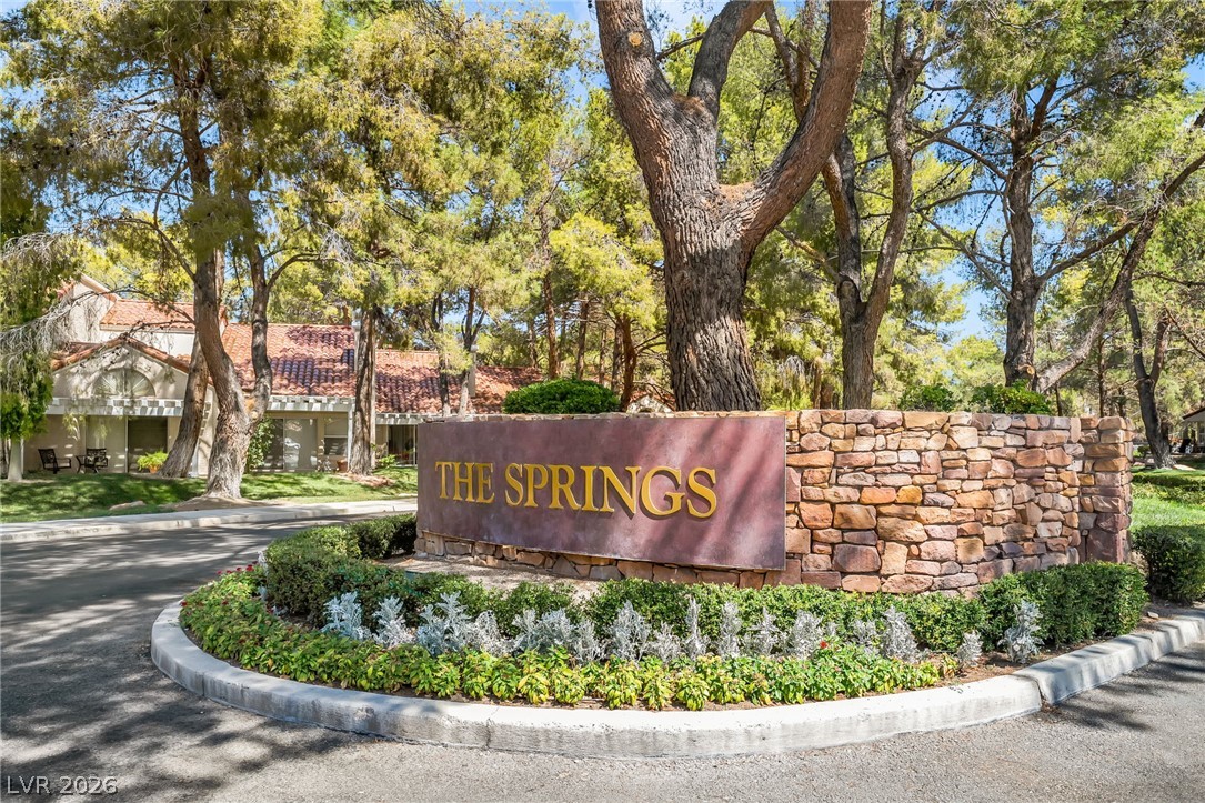 6986 Emerald Springs Lane Las Vegas NV 89113