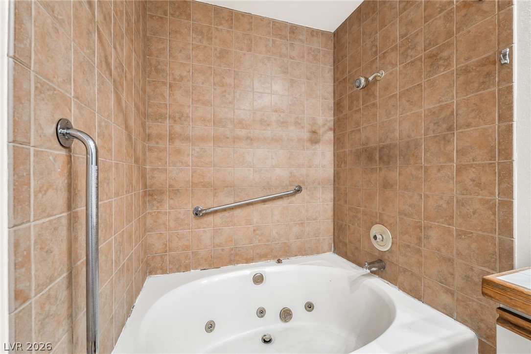 6986 Emerald Springs Lane Las Vegas NV 89113