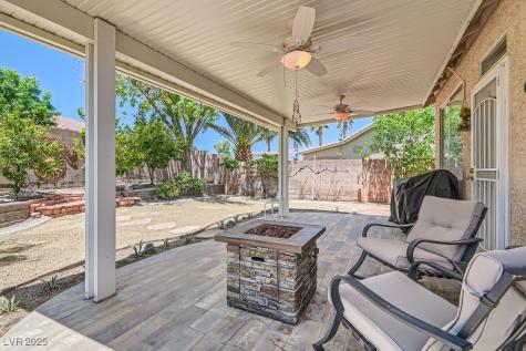 8777 Shady Peak Way Las Vegas NV 89123