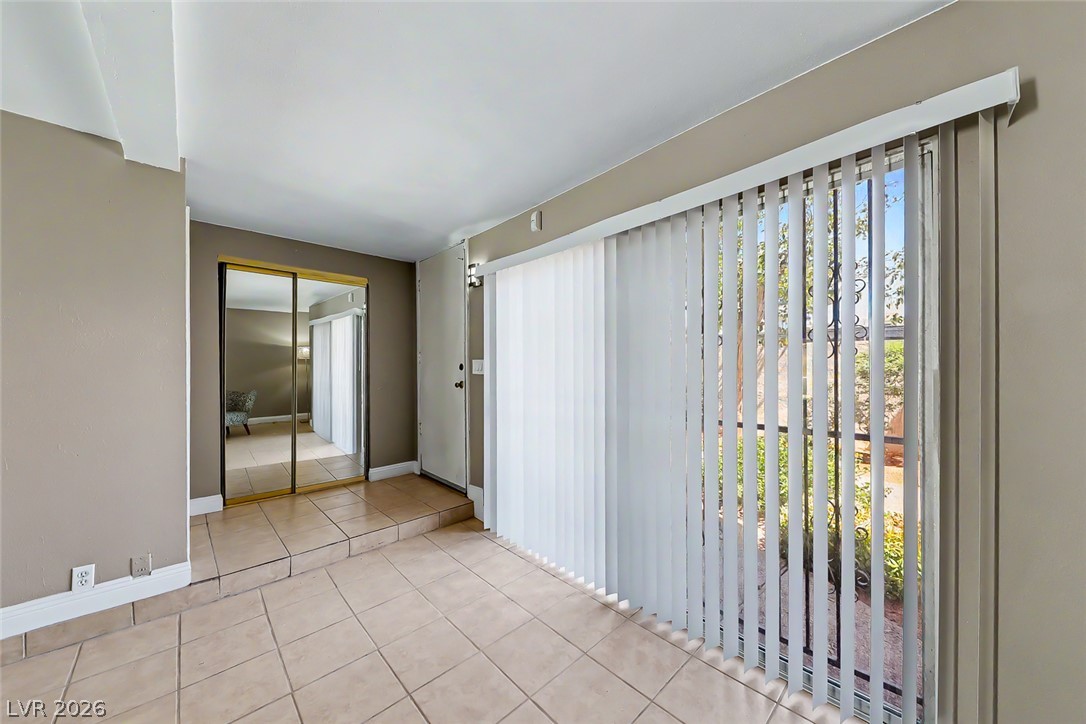 572 Willow Green Drive Las Vegas NV 89169