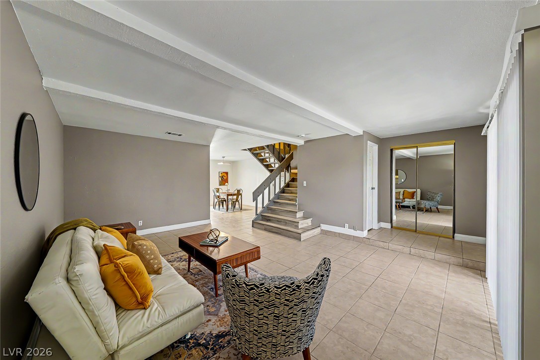 572 Willow Green Drive Las Vegas NV 89169