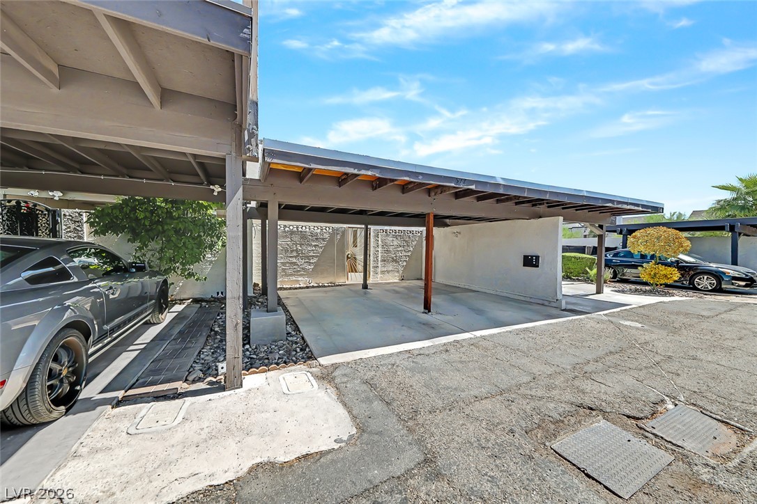 572 Willow Green Drive Las Vegas NV 89169