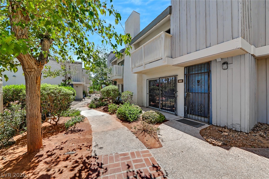 572 Willow Green Drive Las Vegas NV 89169