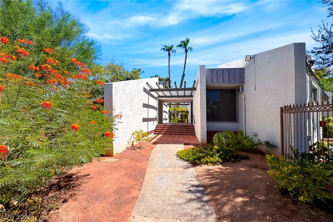 572 Willow Green Drive Las Vegas NV 89169