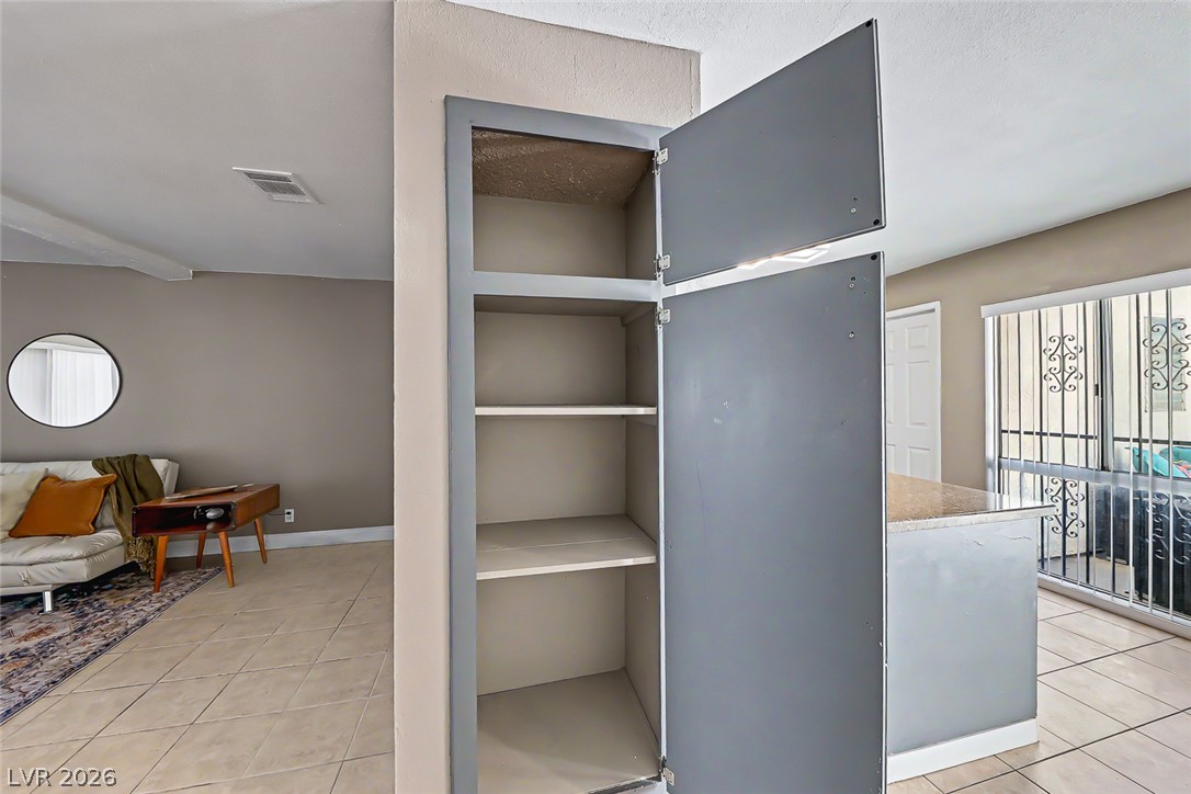 572 Willow Green Drive Las Vegas NV 89169