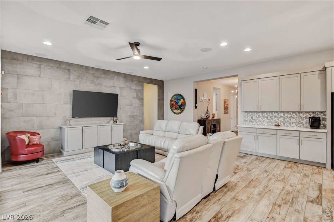 7303 Durand Park Street Las Vegas NV 89166