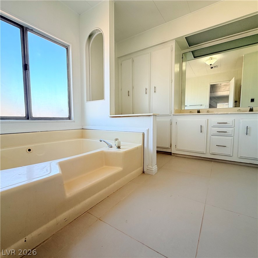 4670 Hildago Way Las Vegas NV 89121