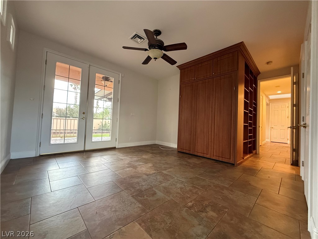 8112 Sapphire Bay Circle Las Vegas NV 89128