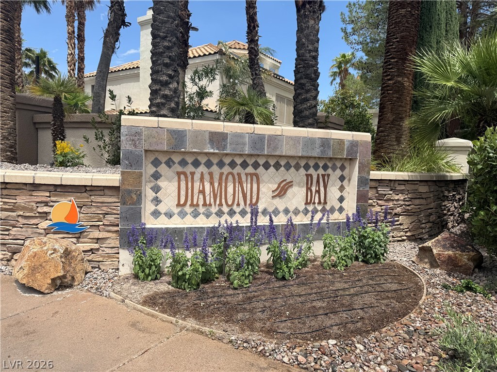 8112 Sapphire Bay Circle Las Vegas NV 89128