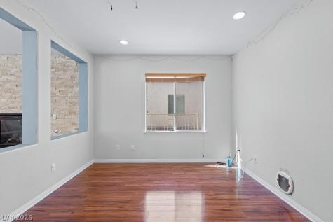 10029 Village Walk Avenue Las Vegas NV 89149