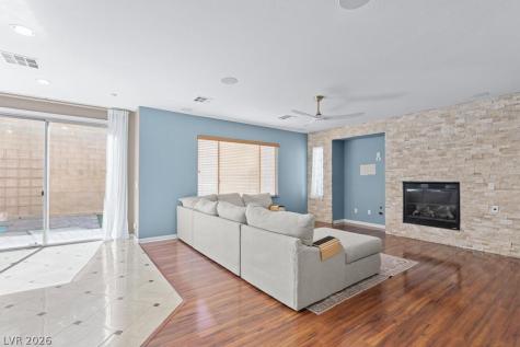 10029 Village Walk Avenue Las Vegas NV 89149