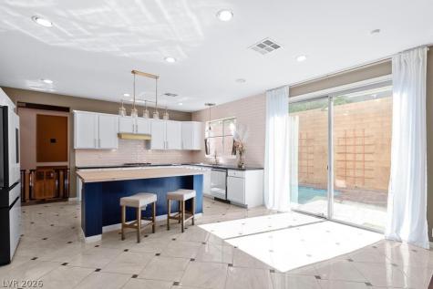 10029 Village Walk Avenue Las Vegas NV 89149