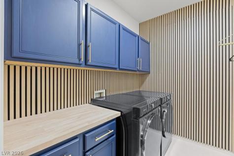 10029 Village Walk Avenue Las Vegas NV 89149