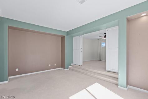 10029 Village Walk Avenue Las Vegas NV 89149