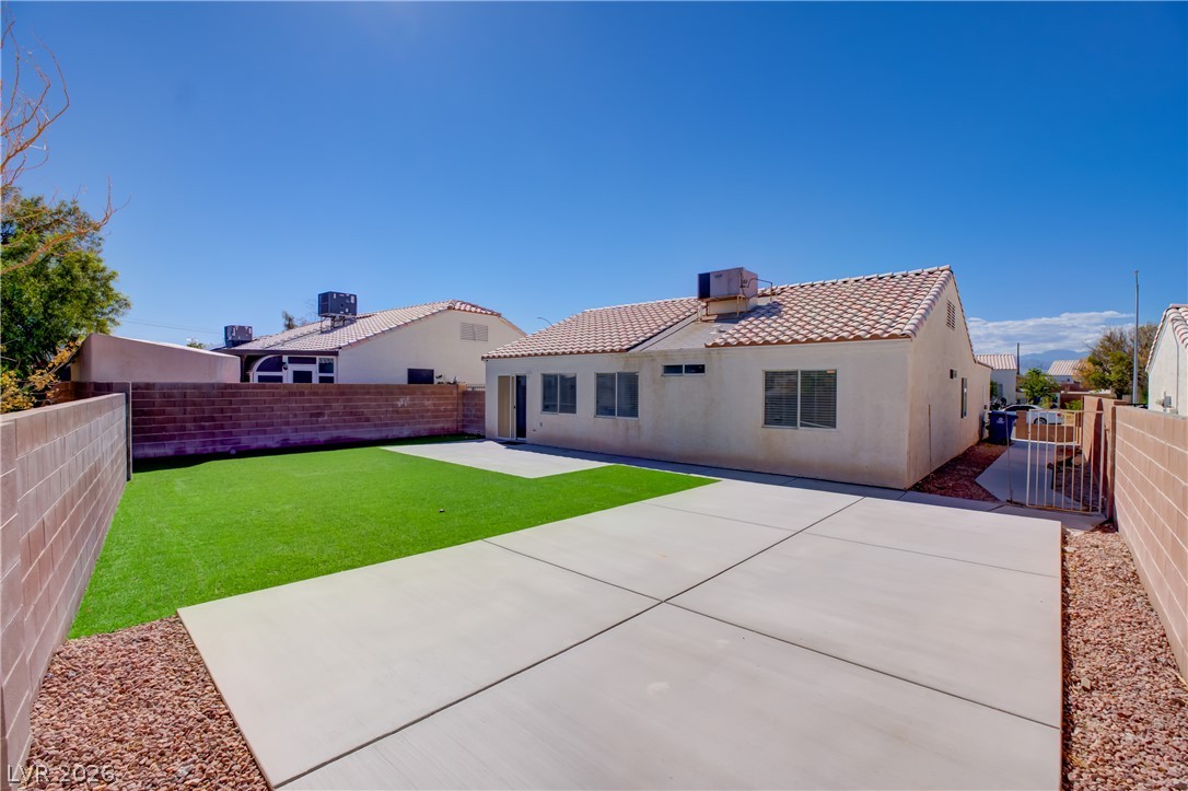 5222 Puma Court North Las Vegas NV 89031