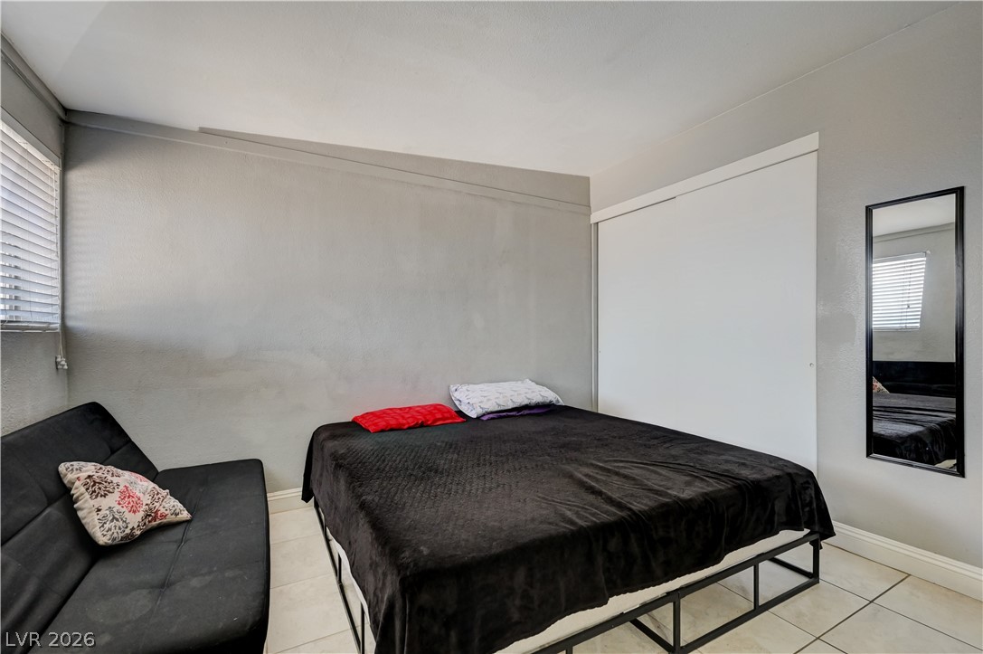 2829 Emmons Avenue North Las Vegas NV 89030