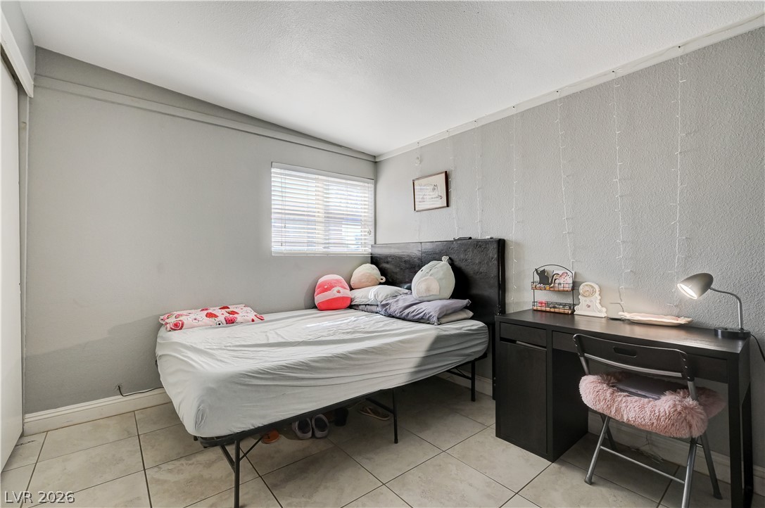 2829 Emmons Avenue North Las Vegas NV 89030