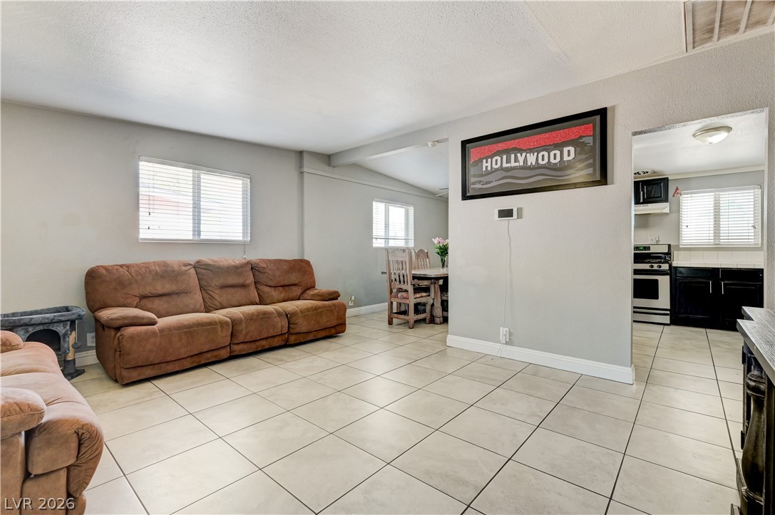 2829 Emmons Avenue North Las Vegas NV 89030