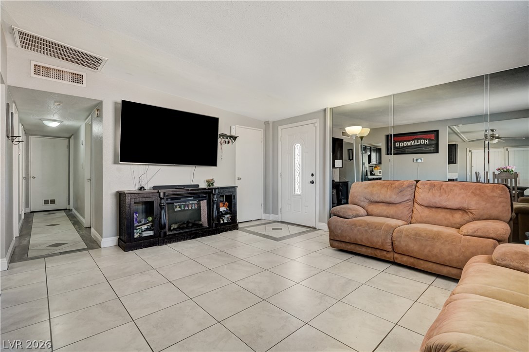 2829 Emmons Avenue North Las Vegas NV 89030