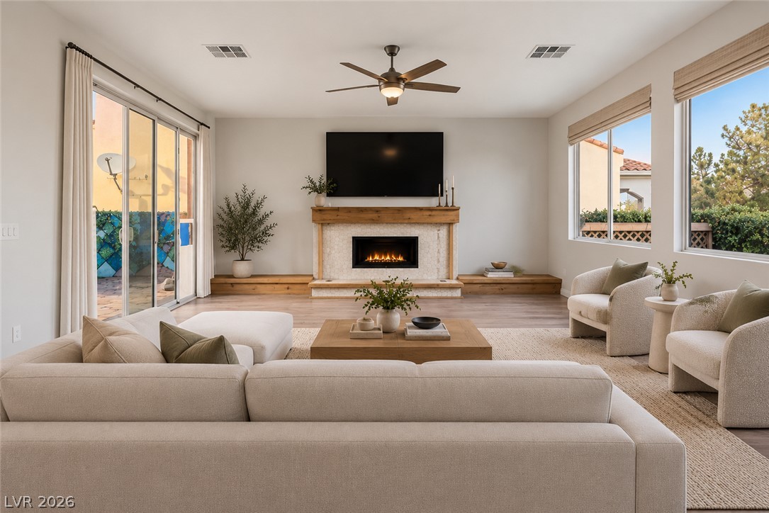 8072 Calico Mesa Street Las Vegas NV 89166