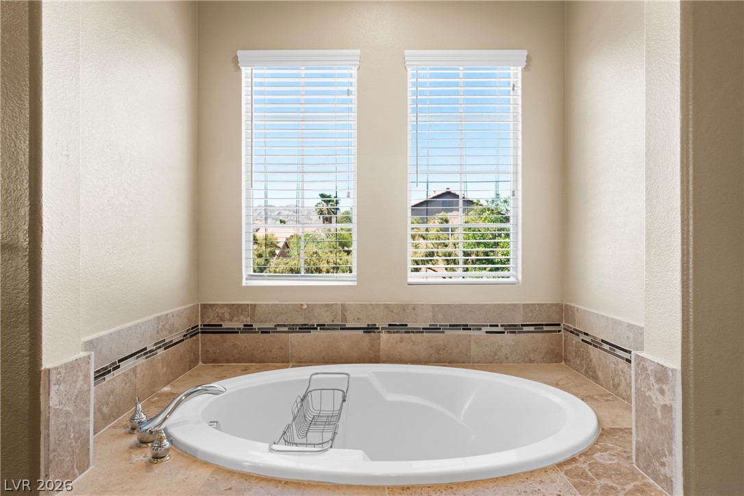 7628 Chase Hallow Street Las Vegas NV 89149