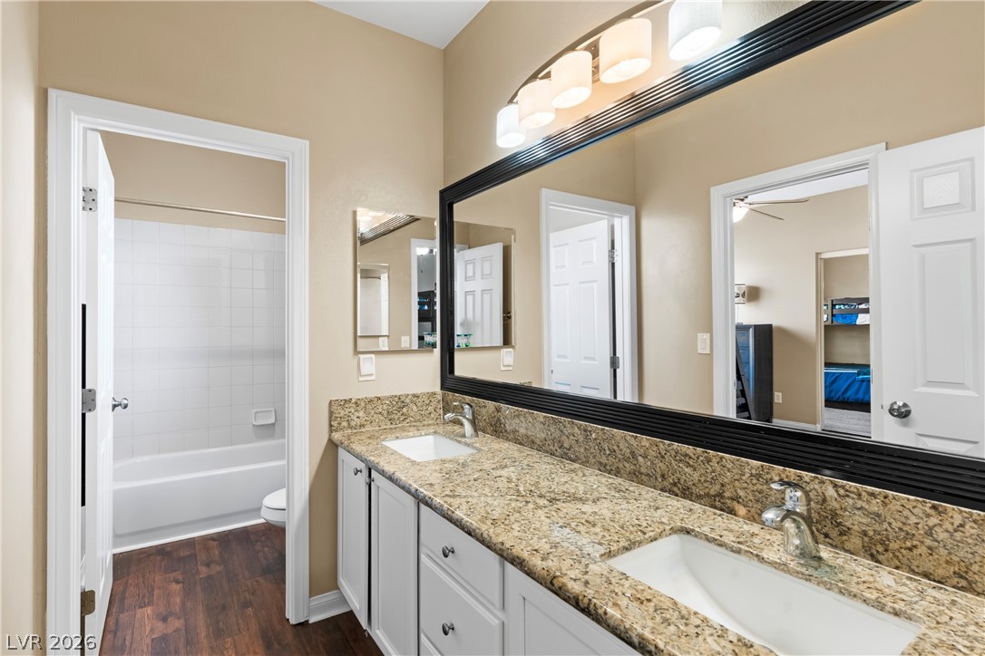 7628 Chase Hallow Street Las Vegas NV 89149