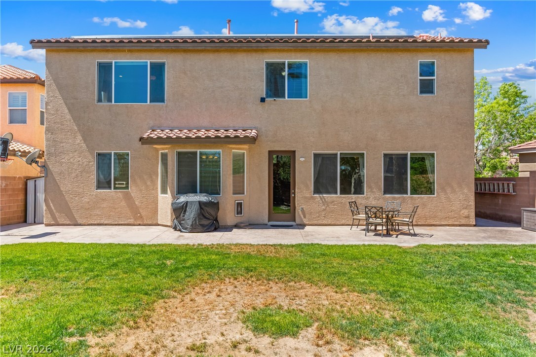 7628 Chase Hallow Street Las Vegas NV 89149