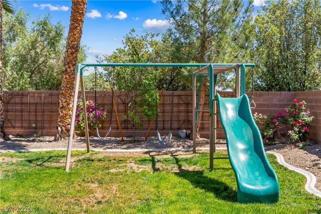 7628 Chase Hallow Street Las Vegas NV 89149