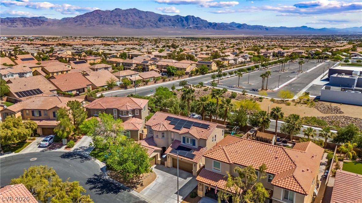 7628 Chase Hallow Street Las Vegas NV 89149