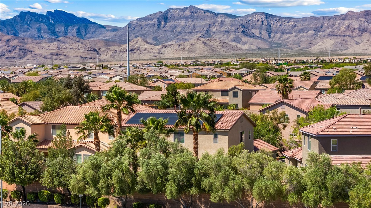 7628 Chase Hallow Street Las Vegas NV 89149