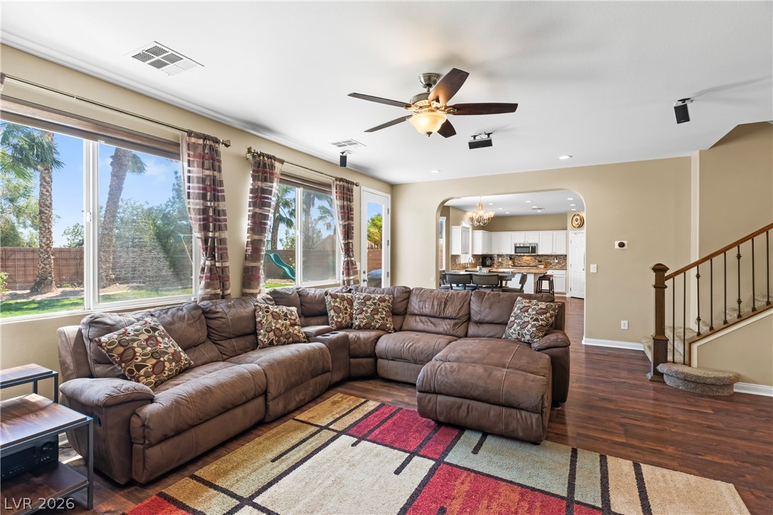 7628 Chase Hallow Street Las Vegas NV 89149