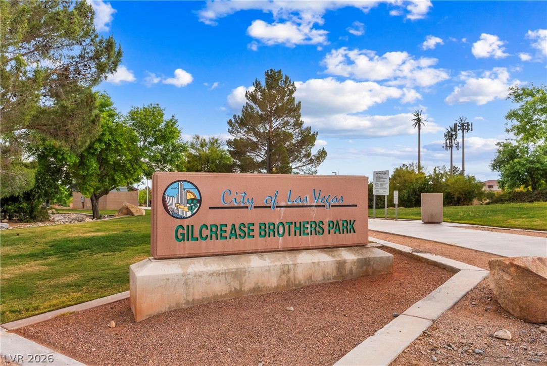 7628 Chase Hallow Street Las Vegas NV 89149