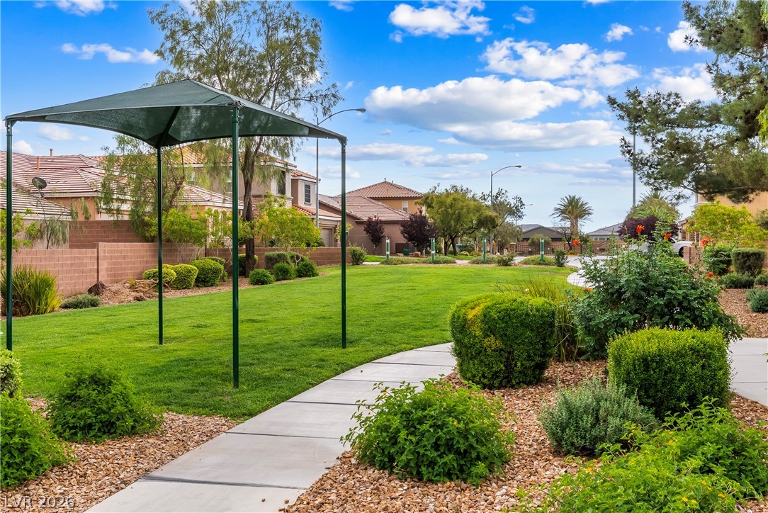 7628 Chase Hallow Street Las Vegas NV 89149