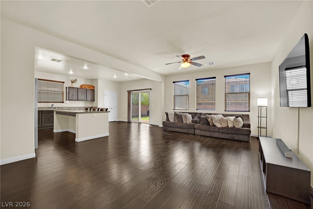 341 Morro Dunes Las Vegas NV 89031