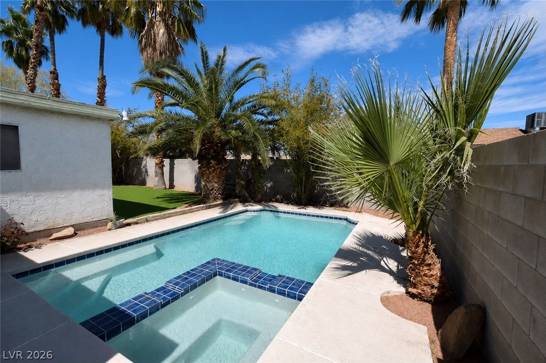 4490 Margarete Avenue Las Vegas NV 89121