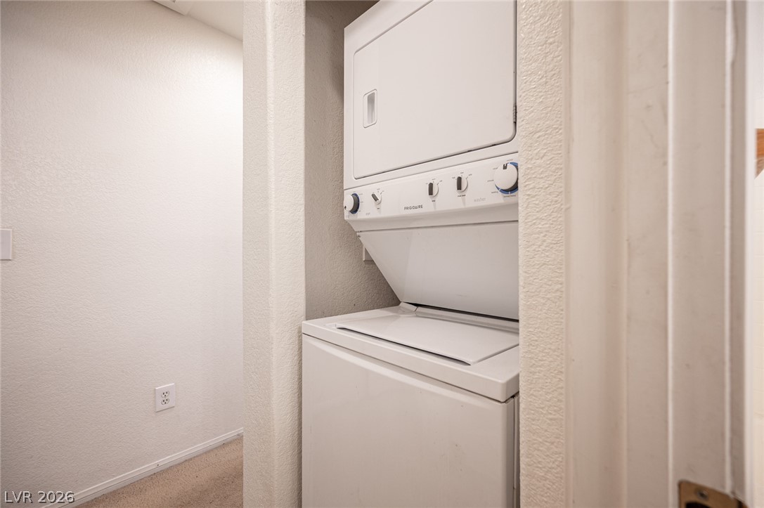 5242 Paradise Skies Avenue Las Vegas NV 89156
