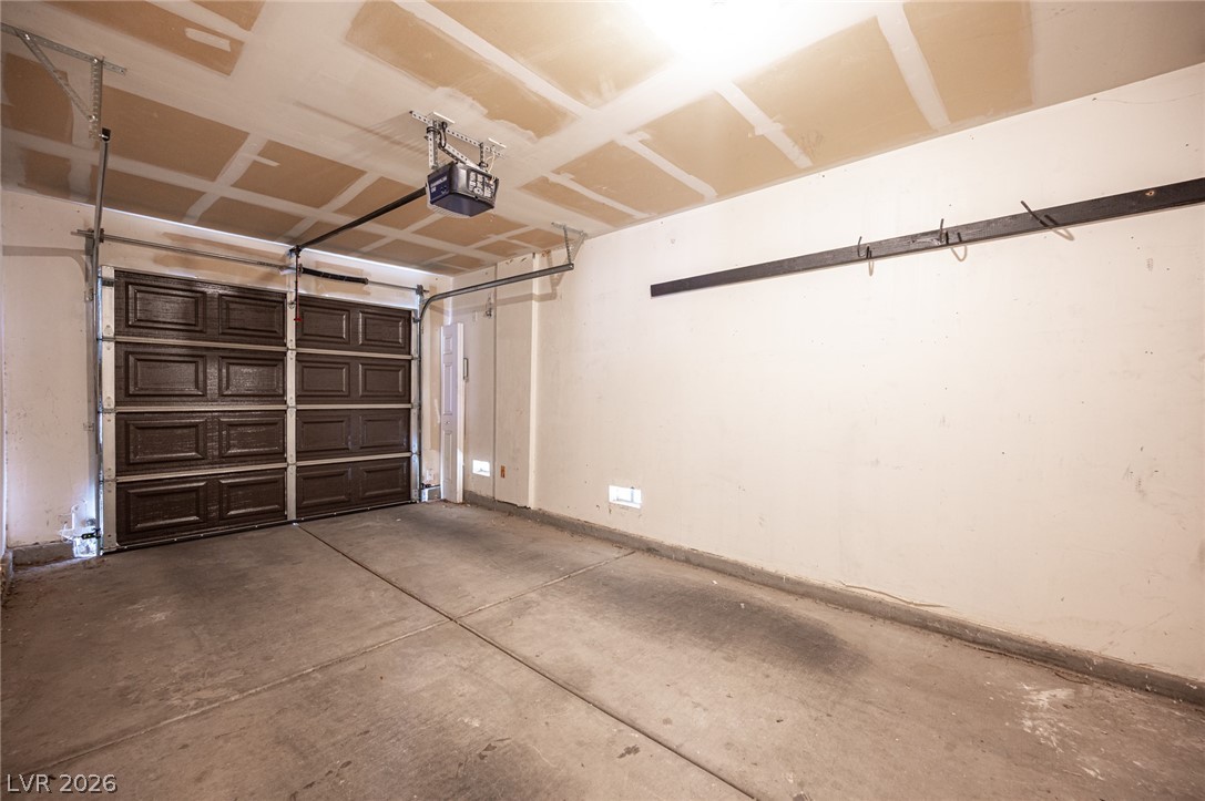 5242 Paradise Skies Avenue Las Vegas NV 89156