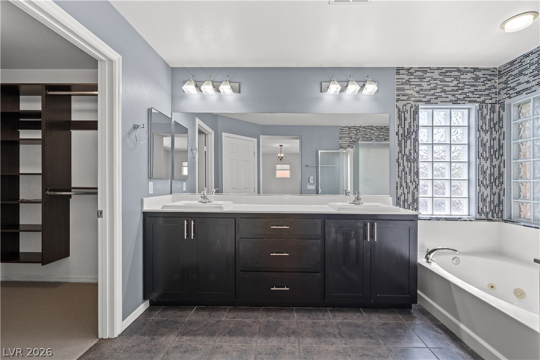 1021 Chestnut Chase Street Las Vegas NV 89138