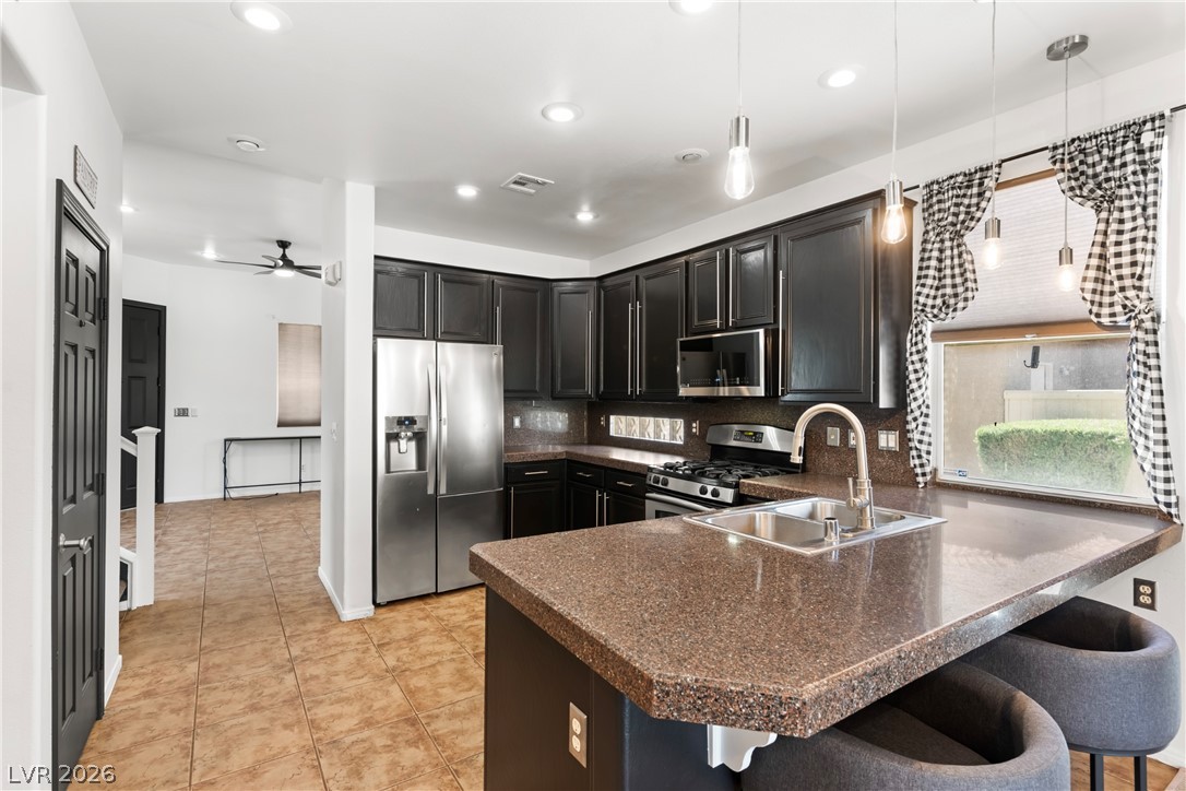 688 Canfield Point Avenue Las Vegas NV 89183