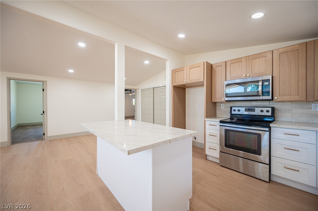 5317 Evergreen Avenue Las Vegas NV 89107