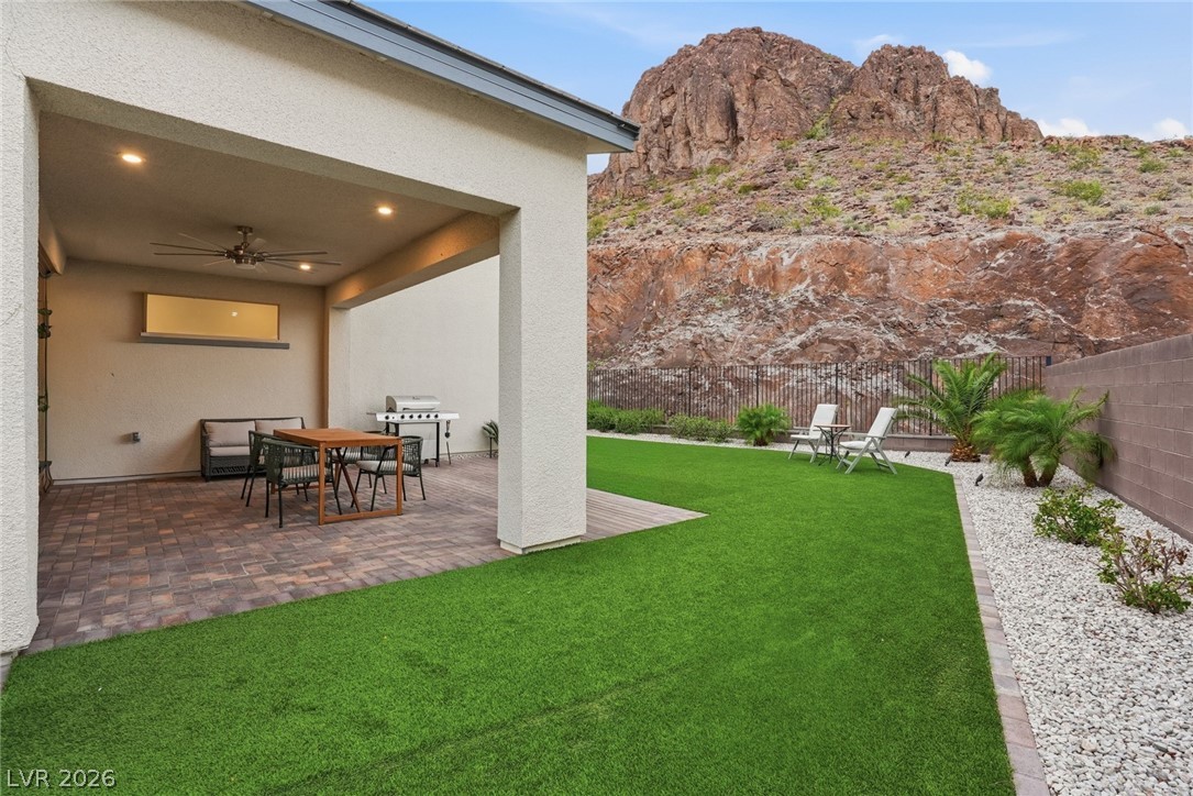 1917 Regal Bluff Drive Henderson NV 89052