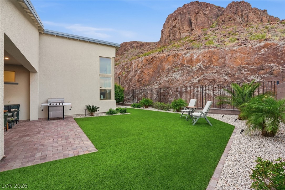 1917 Regal Bluff Drive Henderson NV 89052