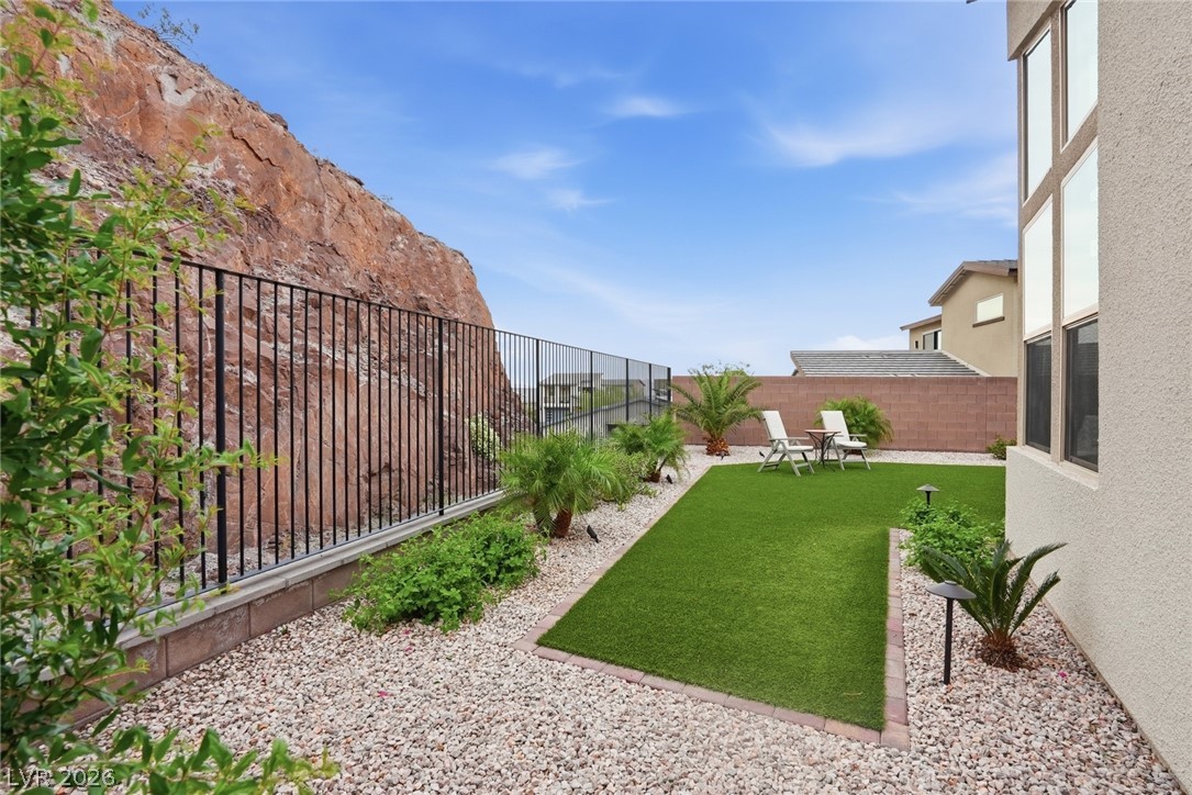 1917 Regal Bluff Drive Henderson NV 89052