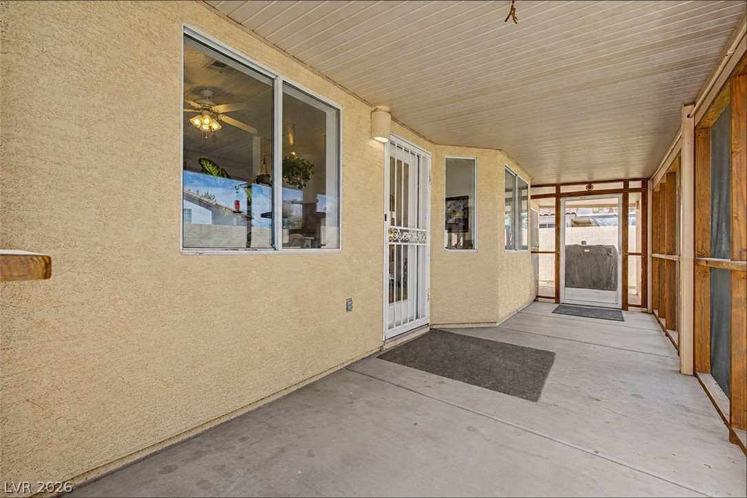 998 Trackers Glen Avenue Henderson NV 89015